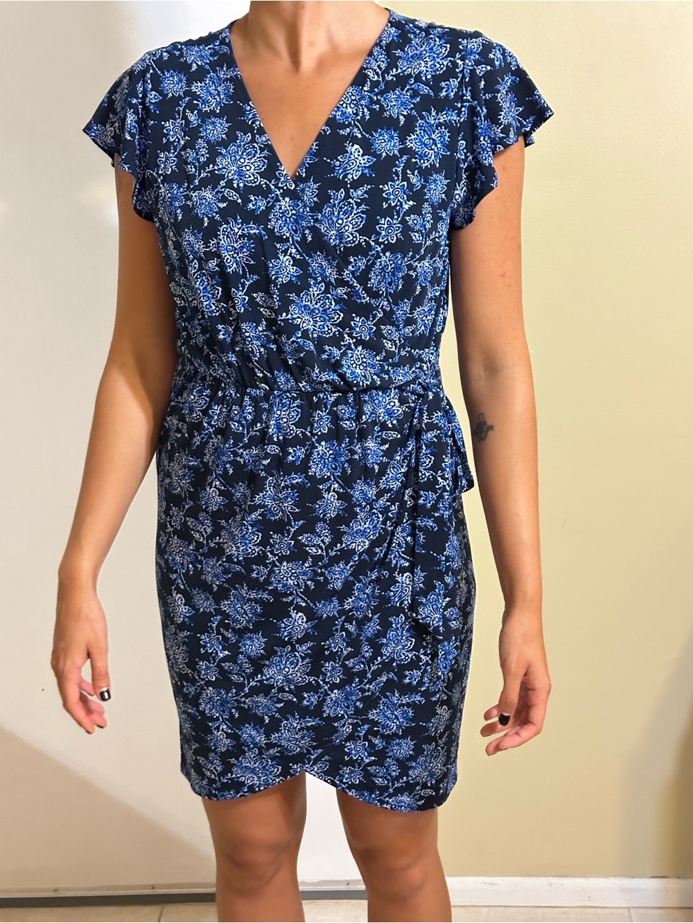 Covington Blue Floral Faux Wrap Mini Dress Flutter Sleeve - Size Medium